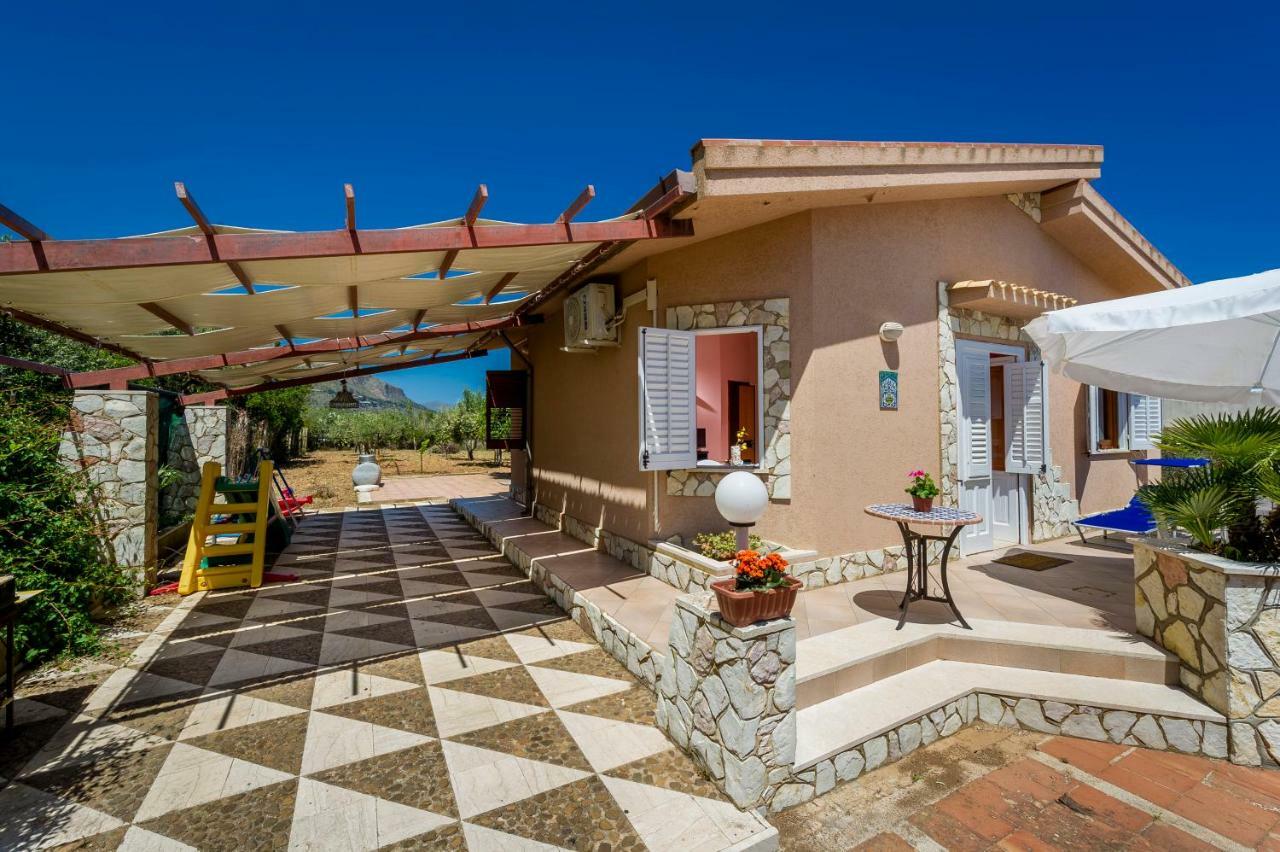 Villa Oasi Del Relax Castellammare del Golfo Bagian luar foto